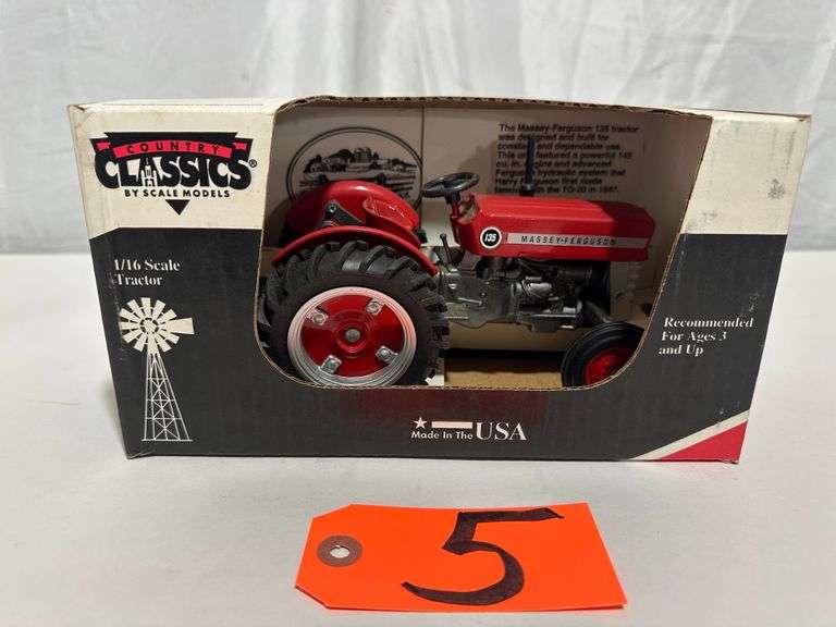 Massey-Ferguson 135 Tractor