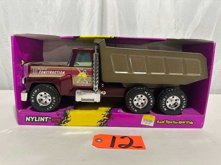 Nylint Dump Truck