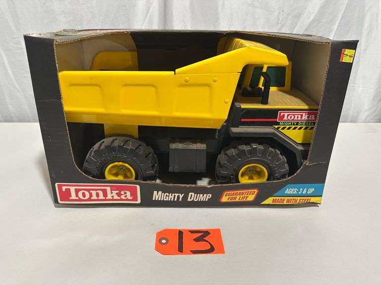 Tonka Mighty Dump Truck