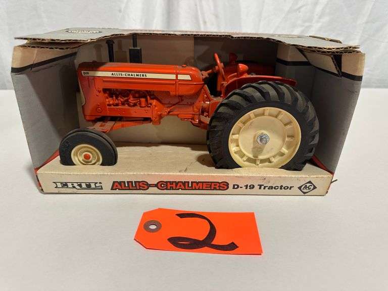 Allis-Chalmers D19 Tractor