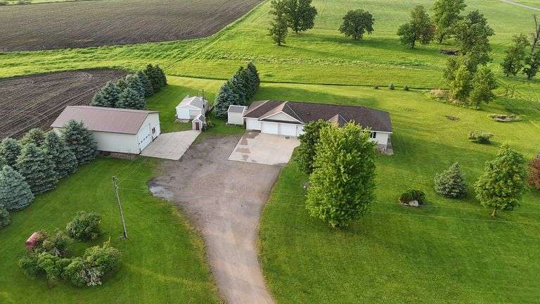 11 Acre Hobby Farm