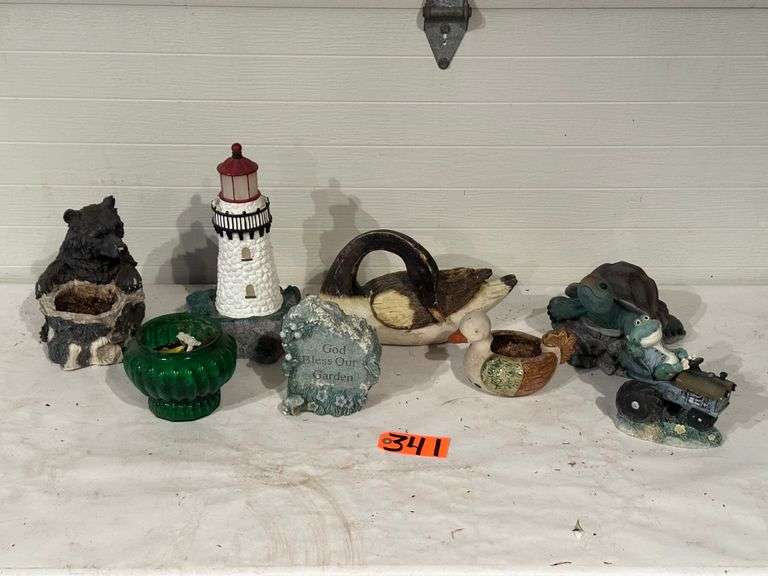Garden Décor