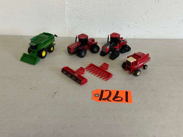 Tractors & Combines