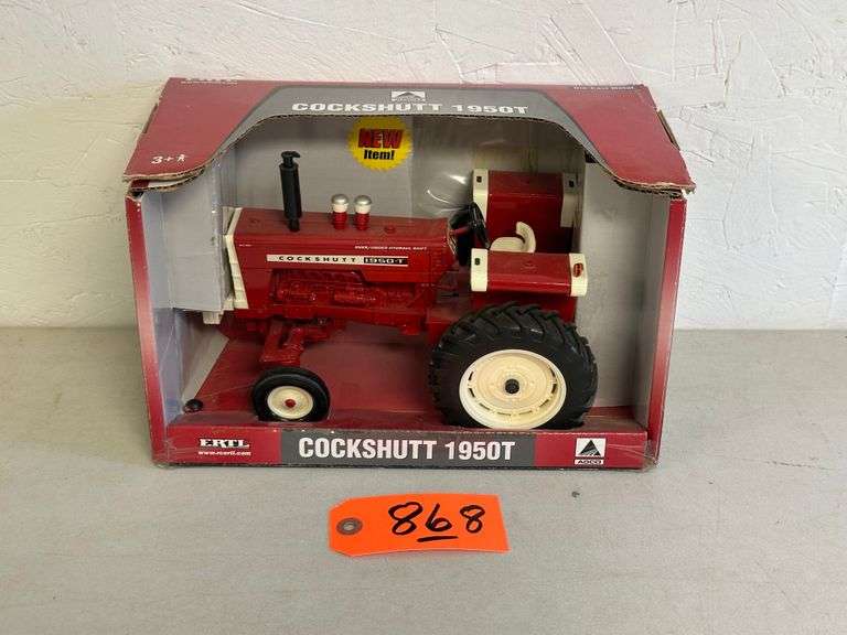 Cockshutt 1950T 1/16 Scale Tractor