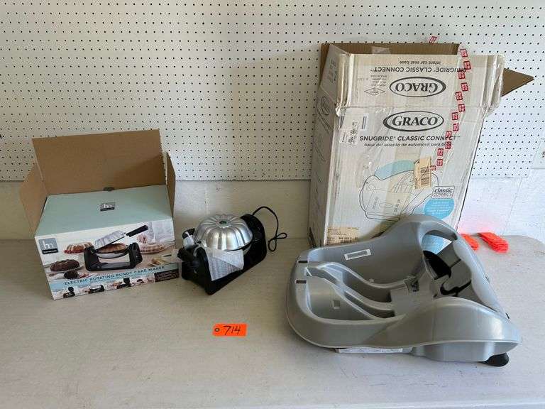 Bundt Cake Maker, Car Seat Base