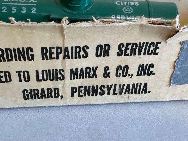 Marx Train Set & Plastic Tressels