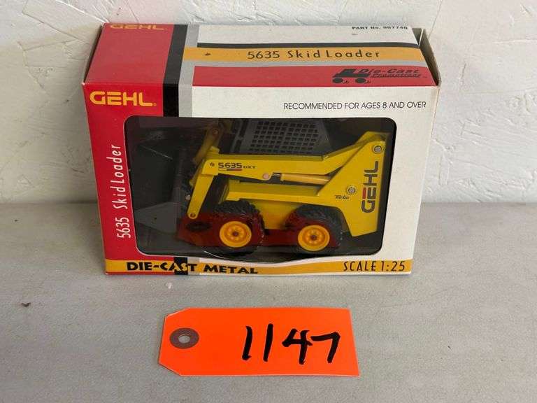 Gehl 5635 1/25 Scale Skid Loader