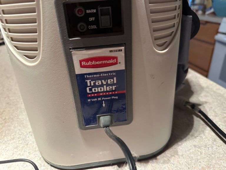 12 Volt Travel Cooler
