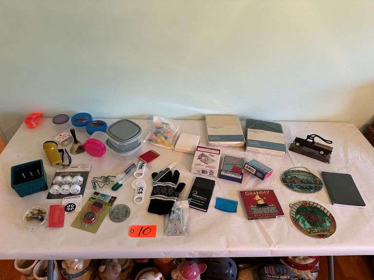 Tablecloths, DVD, Décor, Food Containers, Candles, Bell