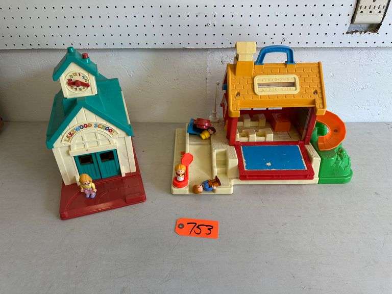 Arthur & Fisher Price School Houses