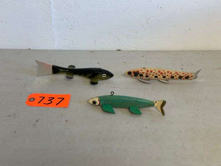 Spearing Decoys