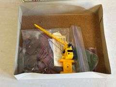 HO Scale Construction Site & Operating Log Loader