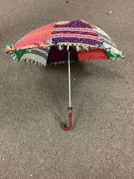 24 in. Parasol, design/colors may vary slightly - Metzger Property Services, LLC