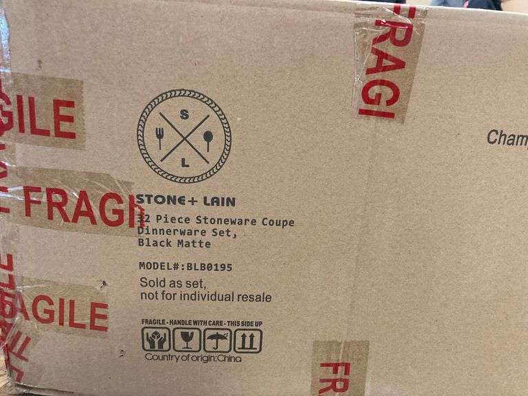 Stone Lain Coupe Dinnerware Set, Service For 8, Black Matte Metzger