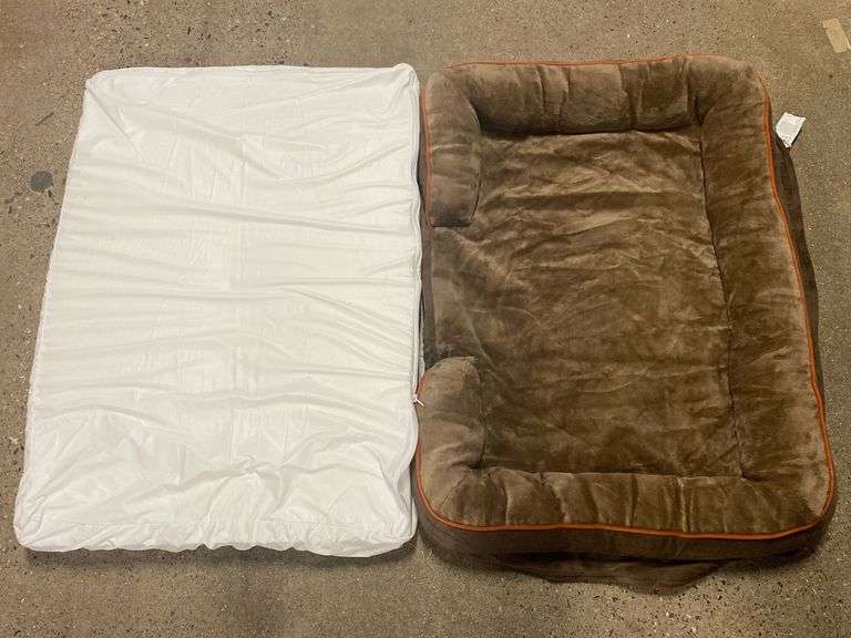 Bedsure comfy pet dog bed 24”x 32”, brown Metzger Property Services, LLC
