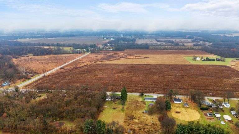 Tract 1: 20+/- Acres of Cropland