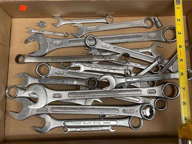Wrench assortment including Crew Line, Craftsman and Forged Tools ...