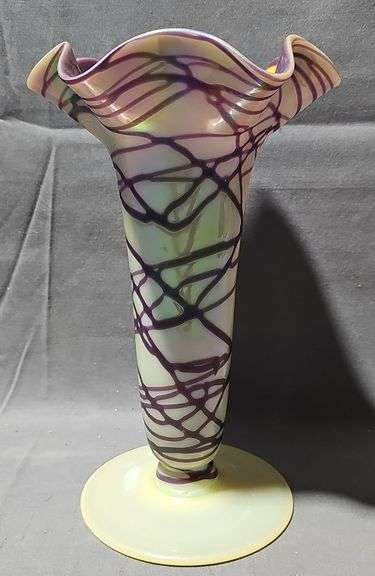 Art Glass Threaded & Fluted Vase 9" H