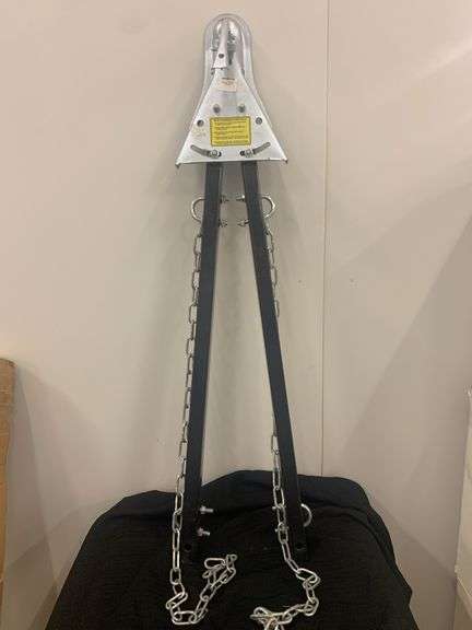5000 Lb Capacity Adjustable Tow Bar -New
