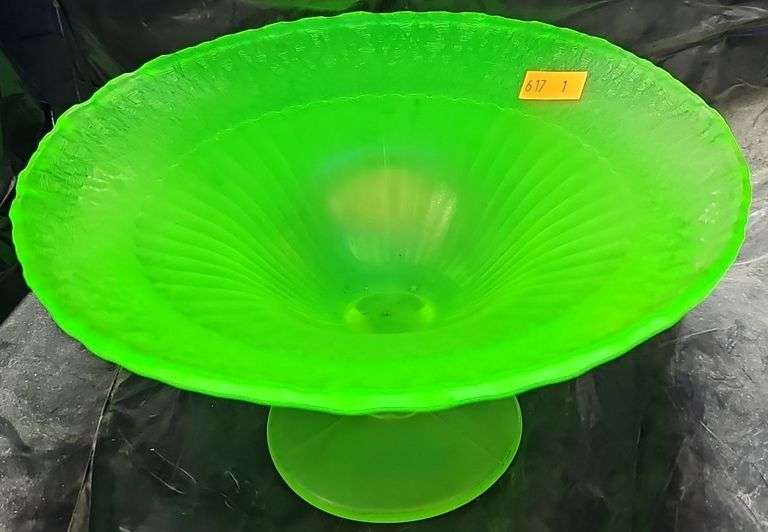 Uranium Glass Footed Bowl, 4" H