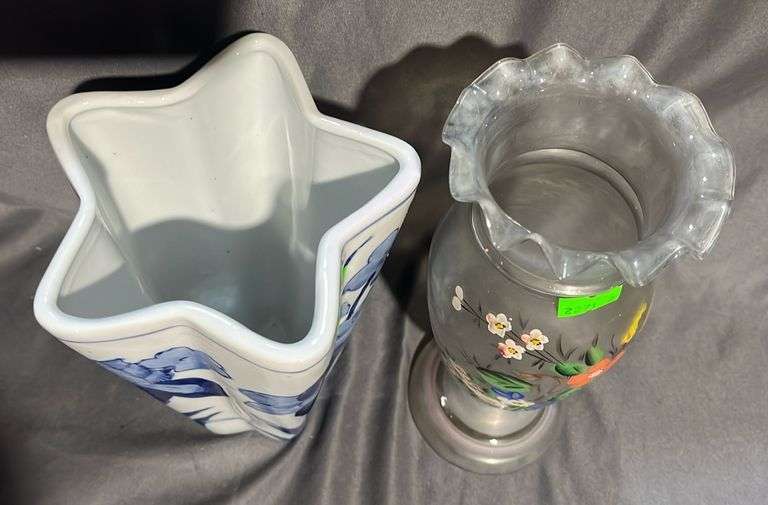 Porcelain Star Shaped Vase Tapered with Flowers 5”x8” & Ruffle Edge ...