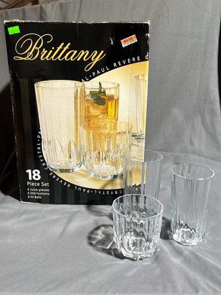 2.5 quart disposable mixing cups Plastic Paint Pails and Epoxy Mixing Cups