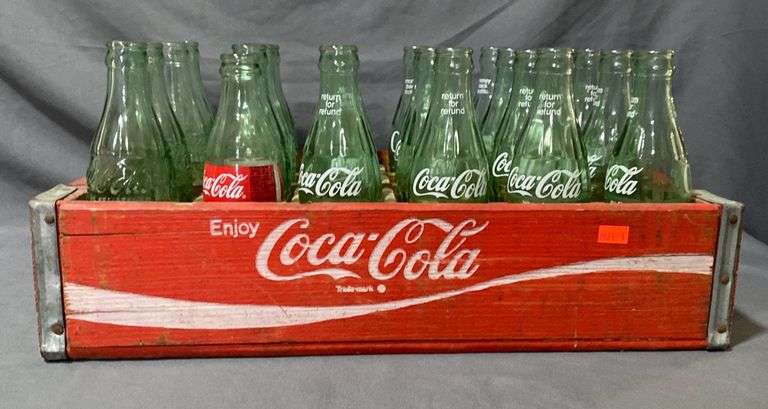 (24) Coca-Cola glass bottles in wood Enjoy Coca-Cola bottle crate