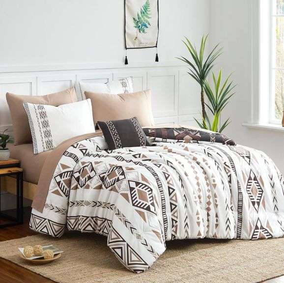 incomplete Geniospin King Size Comforter Set, Bed in a Bag Sage Green 7
