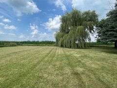 RANCH HOME WITH 2+CAR GARAGE on 1+ACRES!