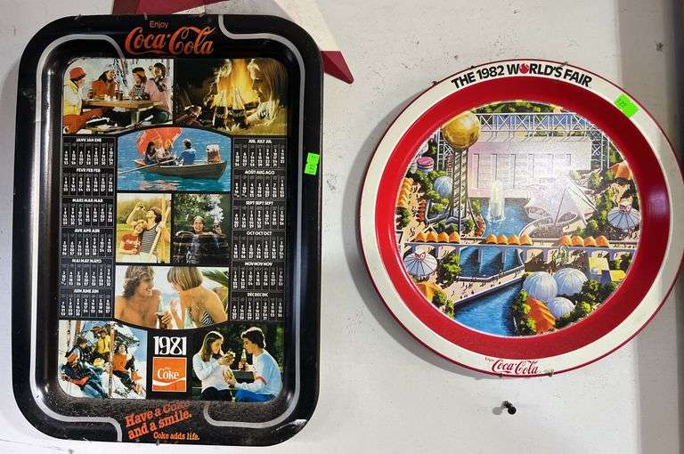 2 Coca-Cola  metal trays , 1982 world's fair and 1981 calendar tray