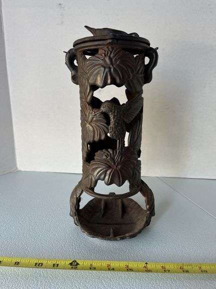 Cast iron Hummingbird decor