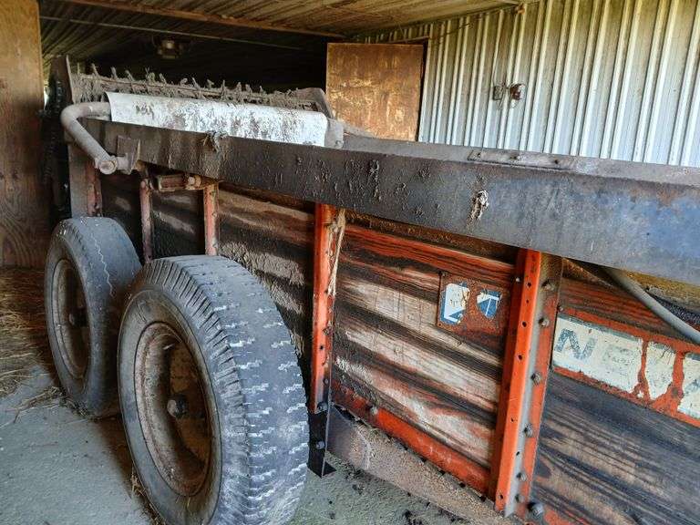 New Idea Manure Spreader Hydraulic Slop Gate, Model #244 or 245