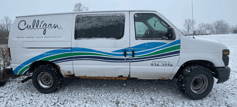 2012 Ford Econoline E350, 172,209 Miles, has title, VIN: 1FTSE3EL5CDB13888 - A $25 TITLE FEE WILL BE ADDED TO THE WINNING INVOICE