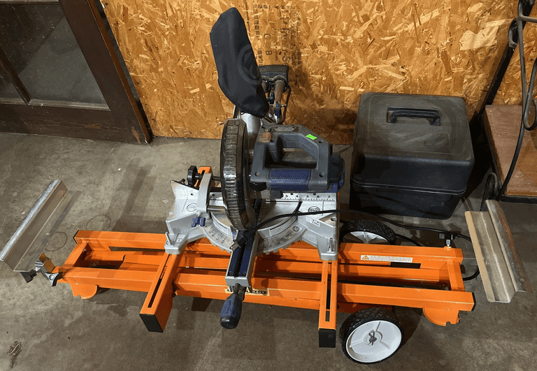 Kobalt miter saw with folding stand 7-1/4", Serial # 096507