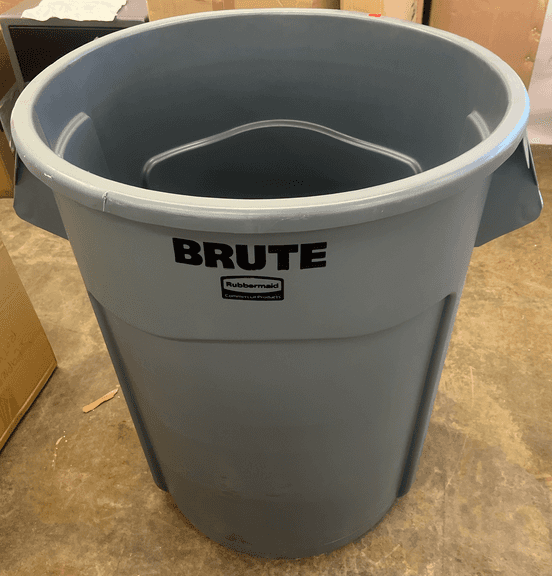 Rubbermaid Brute 55 Gal. Trash Can