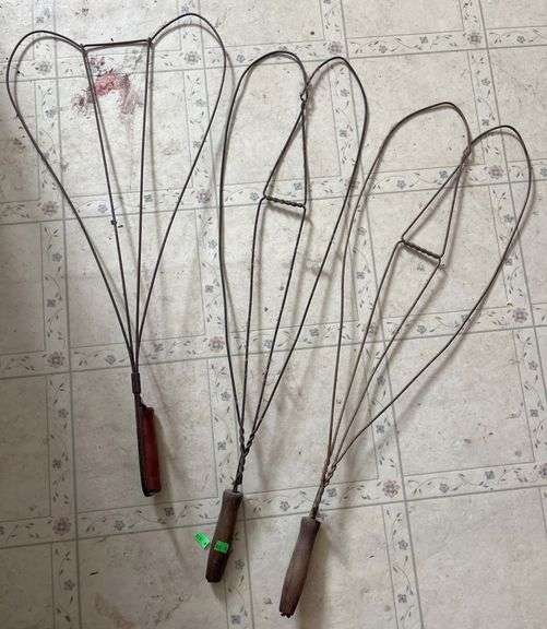 Vibrating Rug Beaters 3 Metal Rug Beaters with Wood Handles - Metzger Property Services, LLC