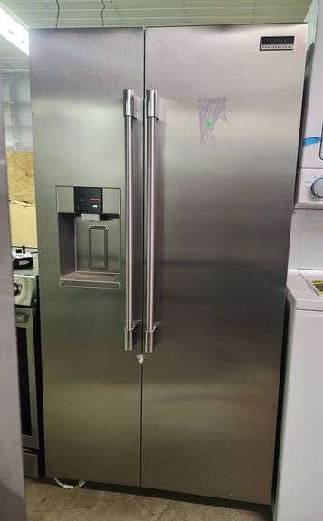 NON WORKING Frigidaire Professional 36 in. 22.3 cu. ft. Counter Depth Side-by-Side Refrigerator in Smudge-Proof Stainless Steel Model # PRSC2222AF7 SOLD AS IS NO RETURNS