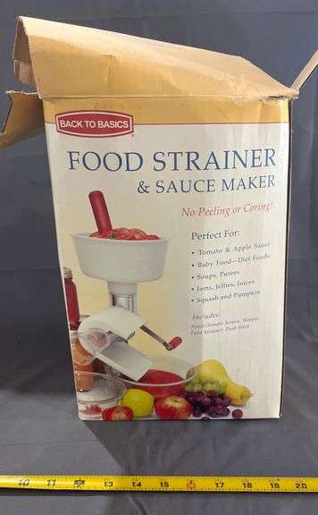 Back to Basics Food Strainer and Sauce Maker in Original Packaging