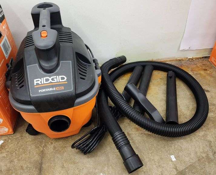 RIDGID Model WD40701 Portable Wet/Dry Shop Vacuum, 4 Gallon, 5.0 HP ...