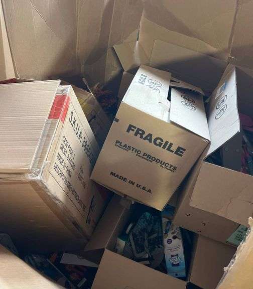 Mystery Pallet of Mixed Dollar General Returns