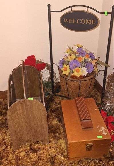 Welcome Magazine Rack Metal Welcome Sign, Wood Storage Box, Magazine Rack, and Floral ...