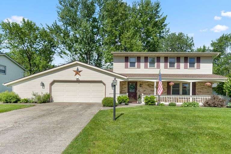 06.14.25 -- Online Only Real Estate Auction! -- Beautiful, Fully Renovated 4-Bedroom Home with, Large Yard, Dual Garages & Outdoor Entertaining Spaces! Located in Fort Wayne, IN