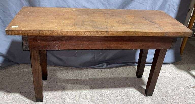 Small Rectangular Bench with Wood Slat Top and Tapered Legs - Metzger ...