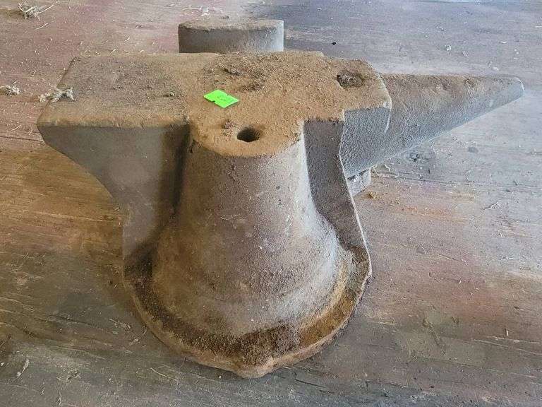 Cast Iron Blacksmith Anvil