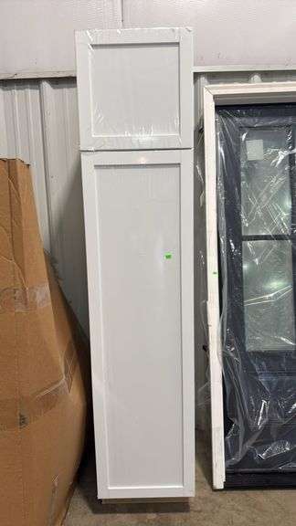 pantry cabinet in white 18”x84”x24”