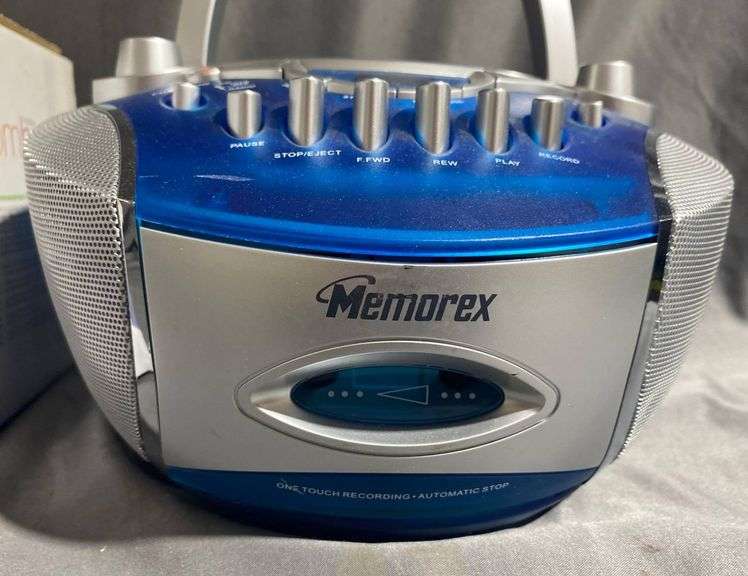 Memorex Portable CD Player with AM/FM Radio and Cassette Recorder ...