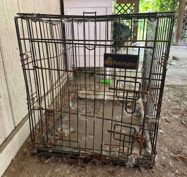 Petmate Wire Dog Crate with Latching Door - Metzger Property Services, LLC - Zipper Wire Mesh Dog Crate With Landing Stage
