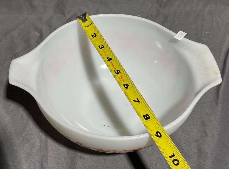 Pyrex 443 Mixing Bowl with Red and Orange Floral Bird Design 2.5 Quart