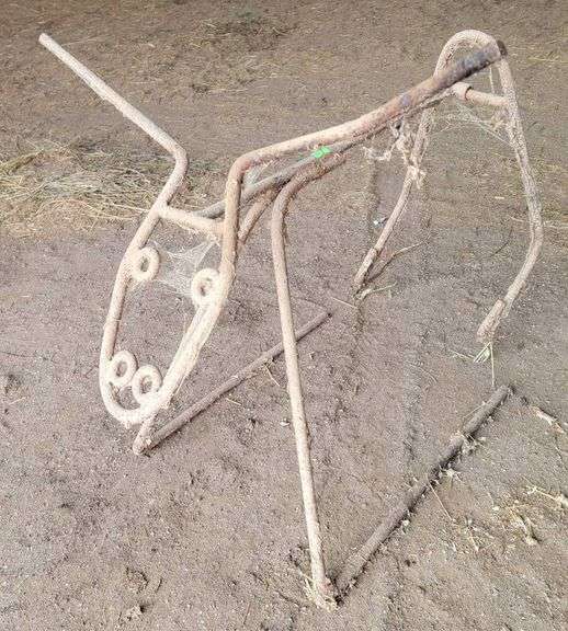 Metal Bull Roping Dummy with Standing Frame