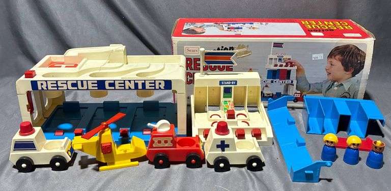 Sears Action Rescue Center Playset with Box and Accessories - Metzger ...